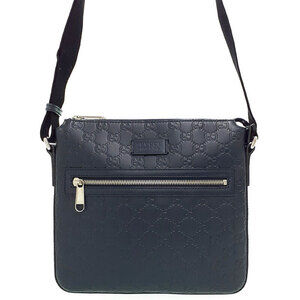 GUCCI Signature Crossbody Messenger Bag Guccissima Black